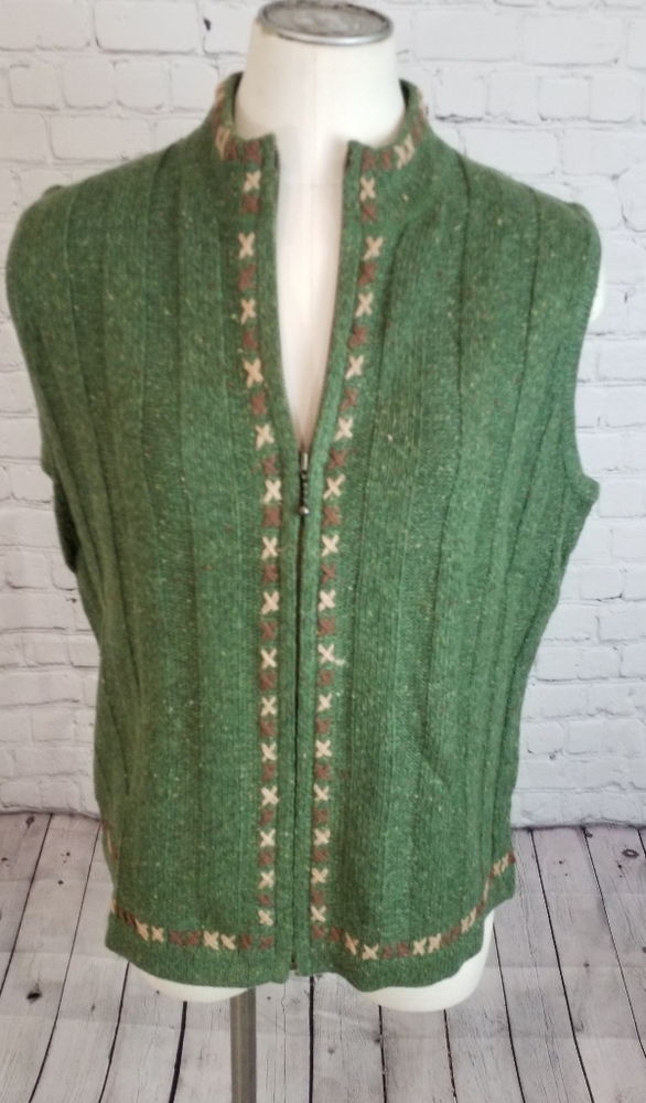 NWT Woolrich Zip up Sweater Vest Moss Heather